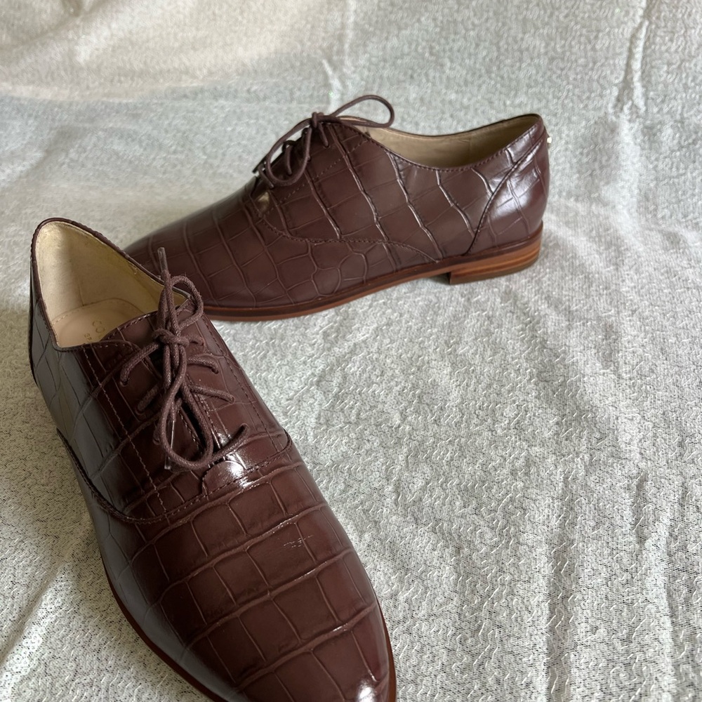 Cole Haan Women’s Croc-Embossed Brown Oxfords - Picture 3 of 6